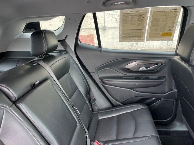 Photo of 2023 Summit White GMC Terrain