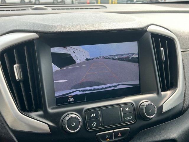 Photo of 2023 Summit White GMC Terrain