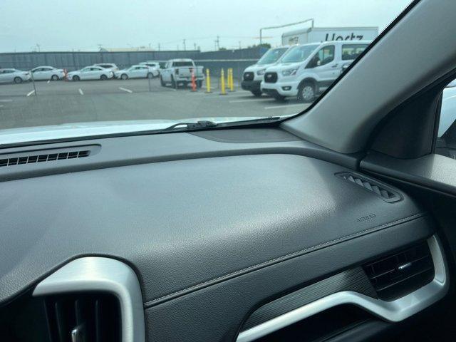 Photo of 2023 Summit White GMC Terrain