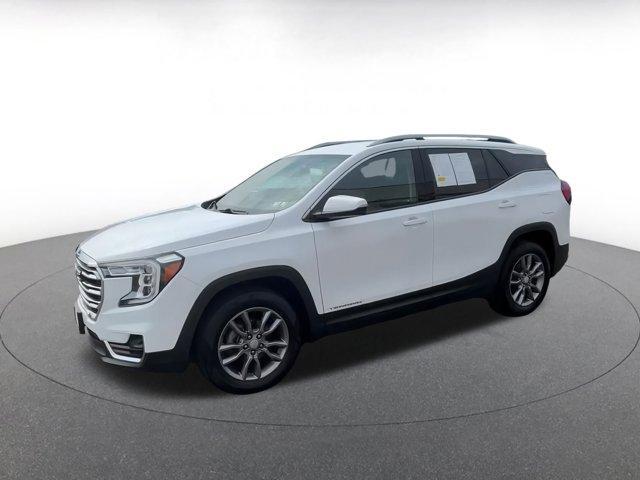 Photo of 2023 Summit White GMC Terrain