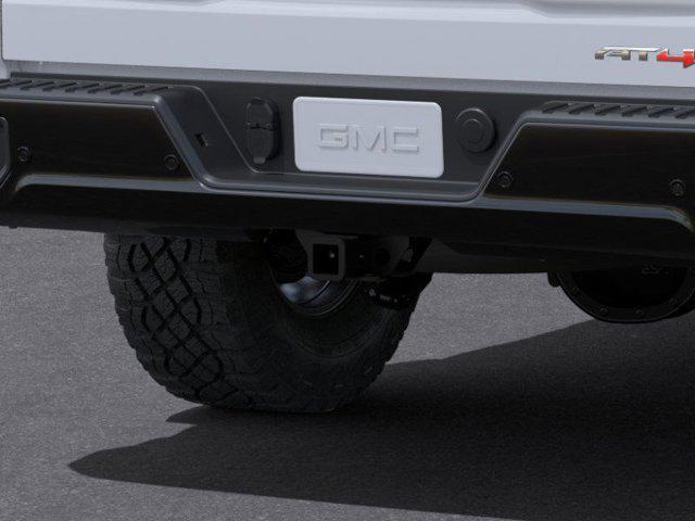 Photo of 2025 Summit White GMC Sierra 1500