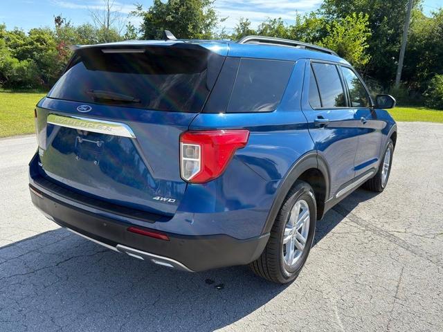 Photo of 2022 Atlas Blue Metallic Ford Explorer