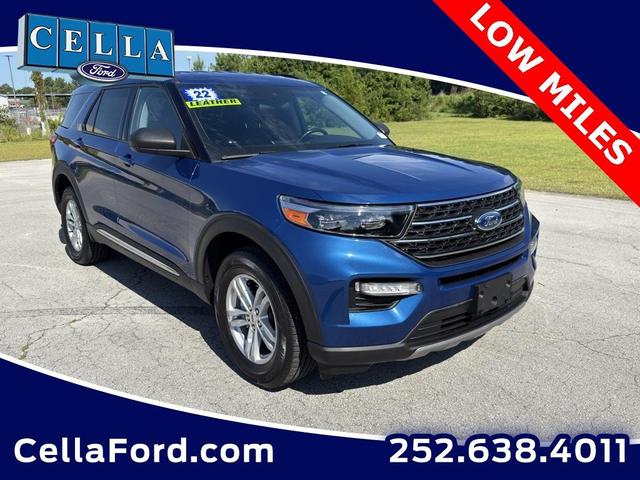 Photo of 2022 Atlas Blue Metallic Ford Explorer