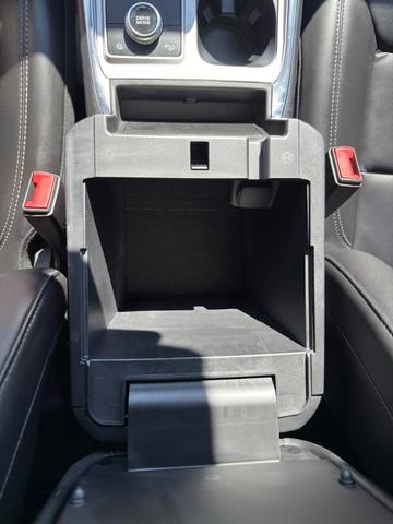 Photo of 2022 Atlas Blue Metallic Ford Explorer
