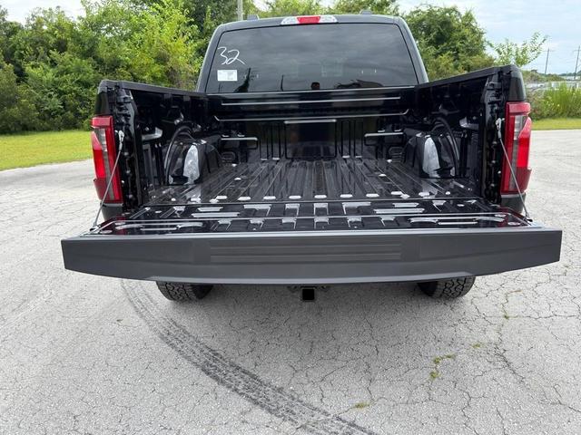 Photo of 2025 Agate Black Metallic Ford F-150