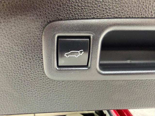 Photo of 2022 Ruby Flare Pearl Toyota Highlander
