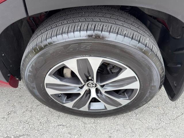 Photo of 2022 Ruby Flare Pearl Toyota Highlander
