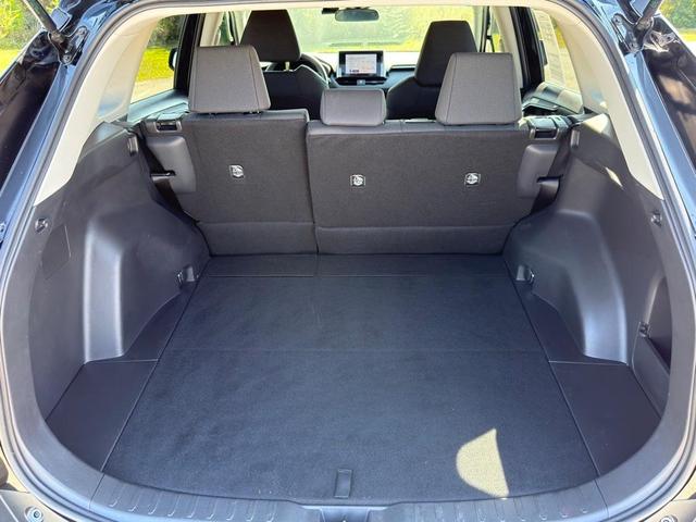 Photo of 2023 Midnight Black Metallic Toyota RAV4