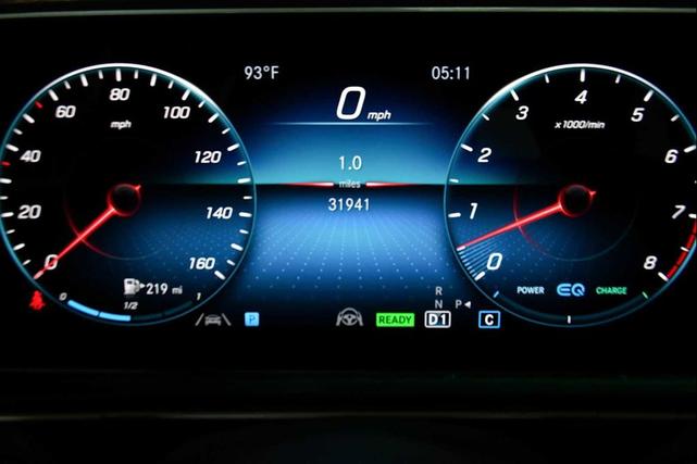 Photo of 2022 MANUFAKTUR Diamond White Bright Mercedes-Benz GLS 450