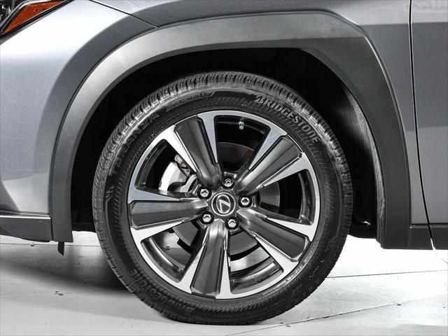 Photo of 2020 Nebula Gray Pearl Lexus UX 200