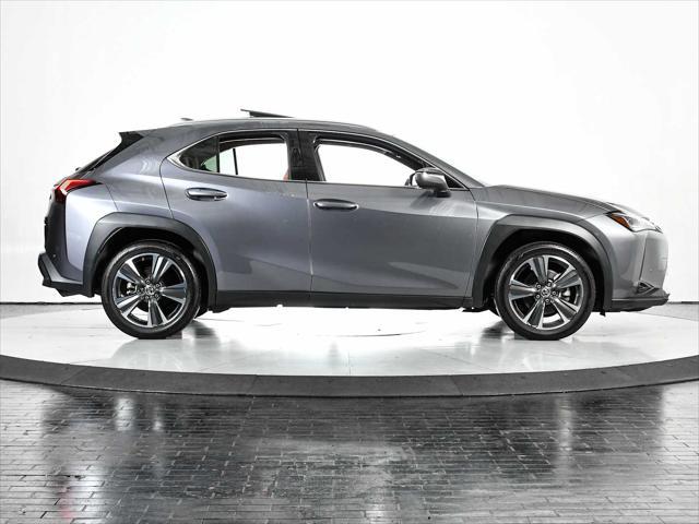Photo of 2020 Nebula Gray Pearl Lexus UX 200