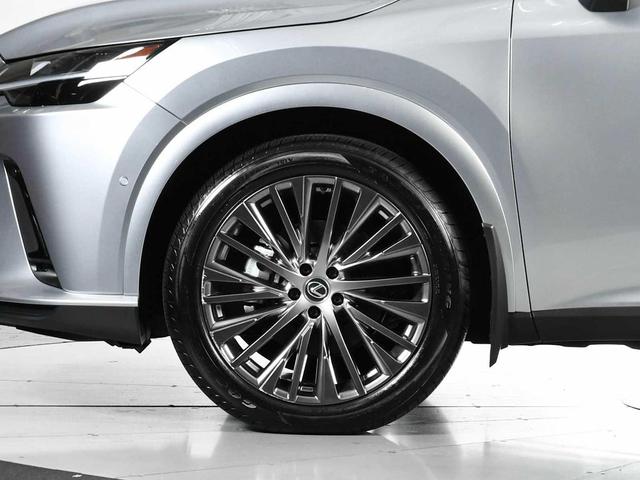 Photo of 2023 Iridium Lexus RX 350