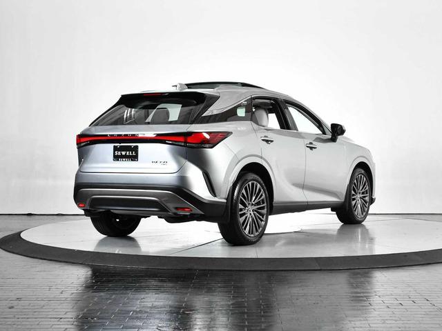 Photo of 2023 Iridium Lexus RX 350