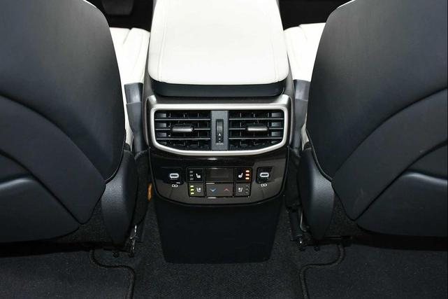 Photo of 2023 Iridium Lexus RX 350