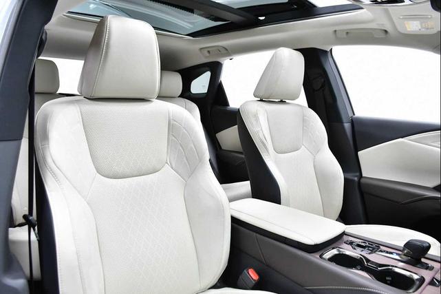 Photo of 2023 Iridium Lexus RX 350