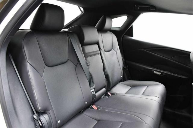 Photo of 2023 Eminent White Pearl Lexus RX 350