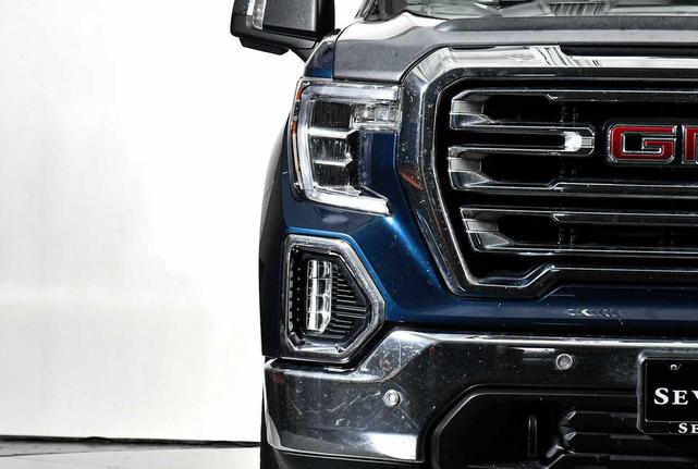 Photo of 2020 Pacific Blue Metallic GMC Sierra 1500