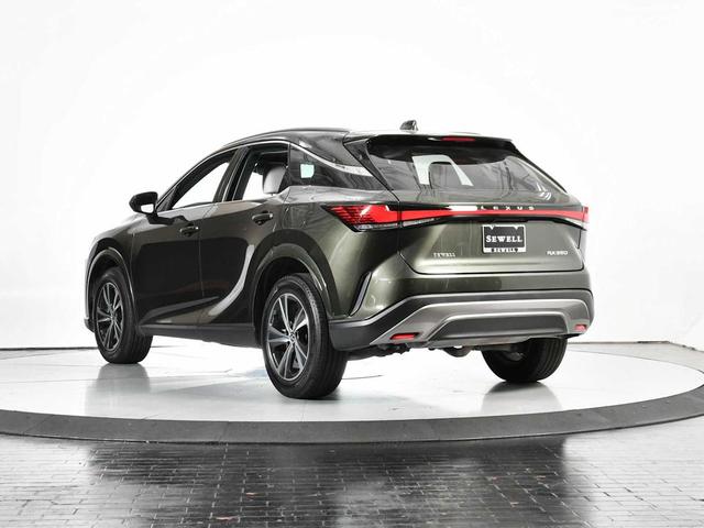 Photo of 2025 Nori Green Pearl Lexus RX 350