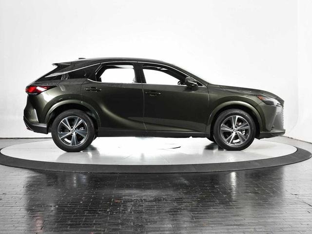 Photo of 2025 Nori Green Pearl Lexus RX 350