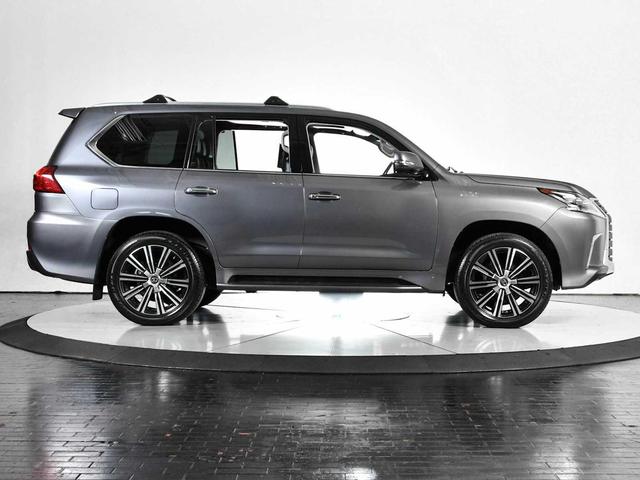 Photo of 2020 Nebula Gray Pearl Lexus LX 570