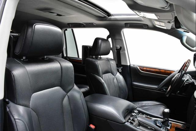 Photo of 2020 Nebula Gray Pearl Lexus LX 570