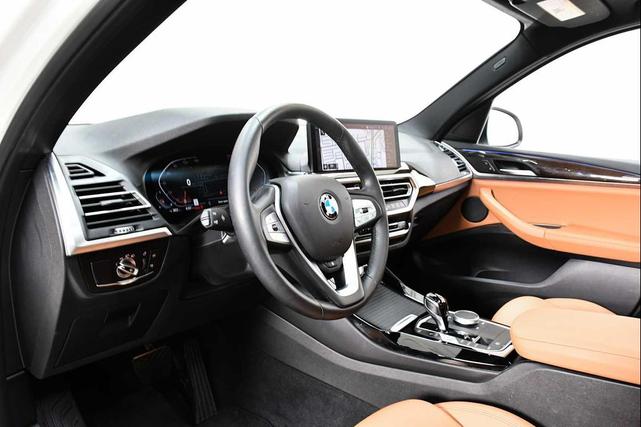 Photo of 2022 Alpine White BMW X3