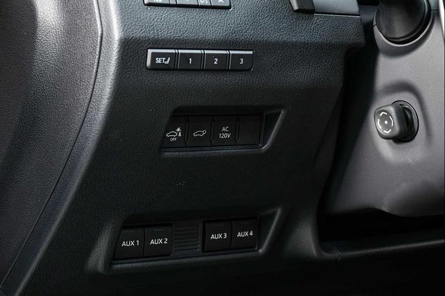 Photo of 2025 Earth/Black Roof Lexus GX 550