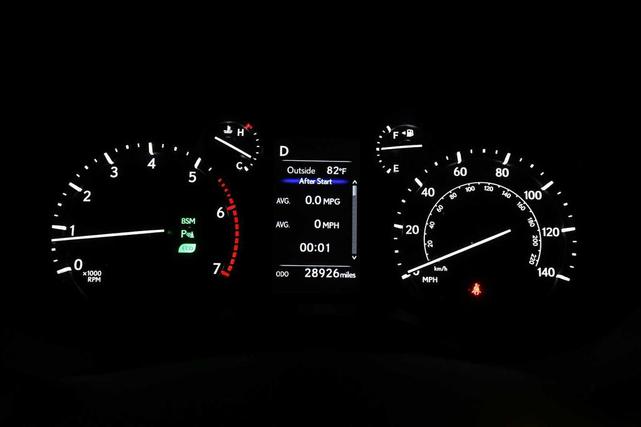 Photo of 2023 Atomic Silver Lexus GX 460