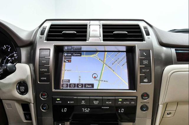 Photo of 2014 Tungsten Pearl Lexus GX 460