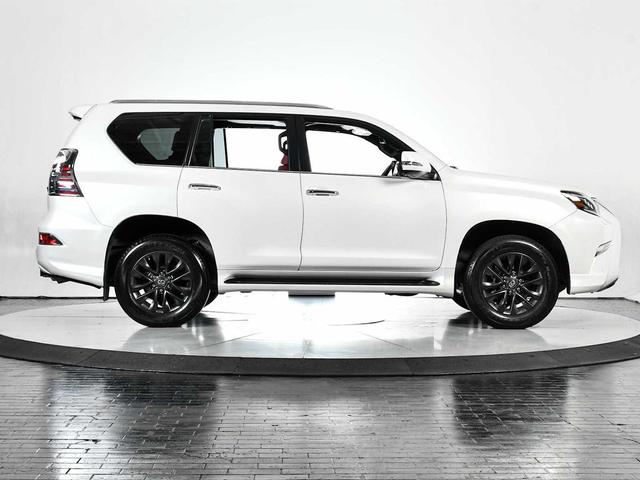 Photo of 2023 Eminent White Pearl Lexus GX 460