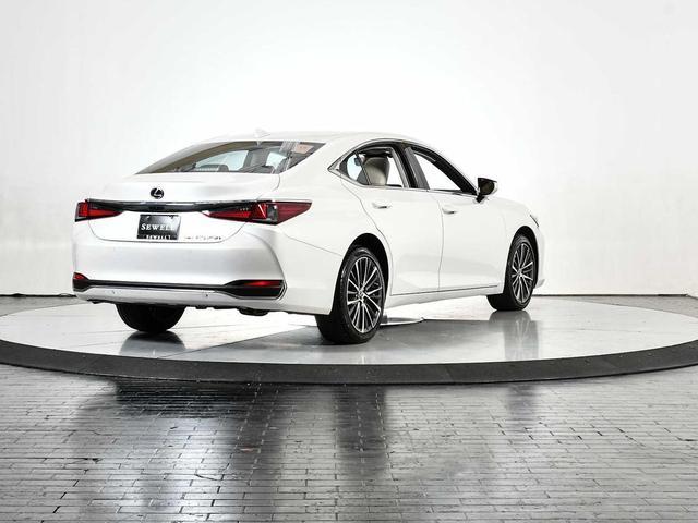Photo of 2024 Eminent White Pearl Lexus ES 250