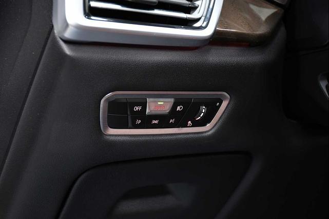 Photo of 2022 Alpine White BMW X5