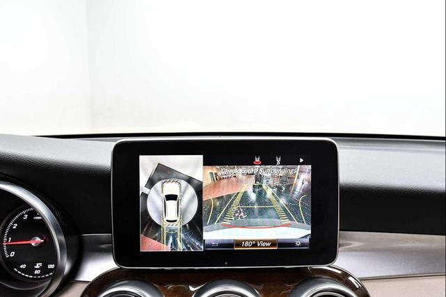 Photo of 2016 designo Diamond White Metallic Mercedes-Benz GLC 300