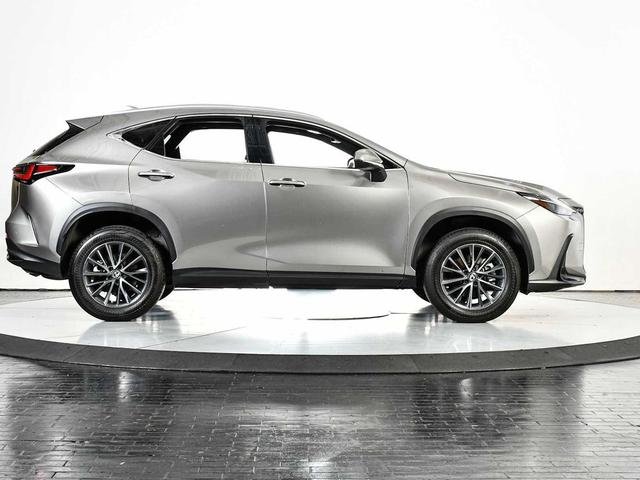 Photo of 2023 Atomic Silver Lexus NX 250