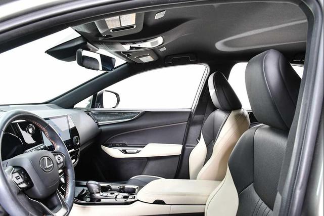 Photo of 2023 Atomic Silver Lexus NX 250