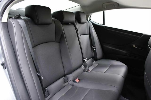 Photo of 2024 Iridium Lexus ES 350
