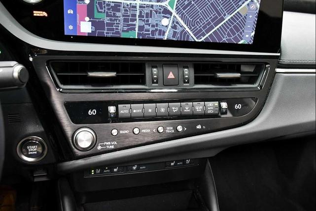 Photo of 2024 Iridium Lexus ES 350