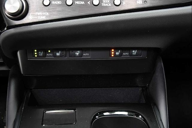 Photo of 2024 Iridium Lexus ES 350