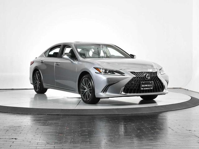 Photo of 2024 Iridium Lexus ES 350
