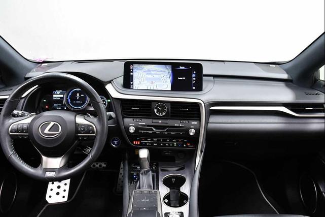 Photo of 2022 Atomic Silver Lexus RX 450h
