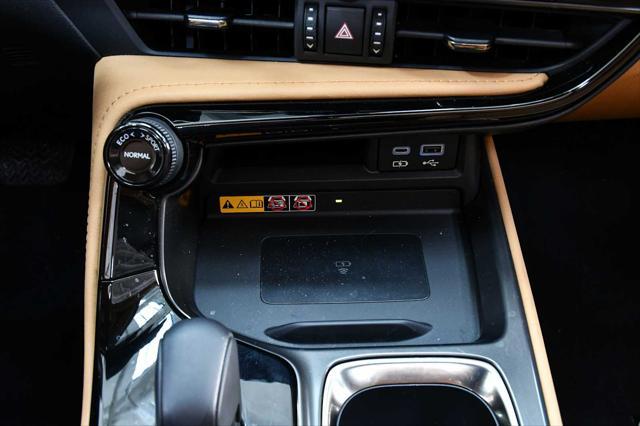 Photo of 2025 Atomic Silver Lexus NX 350