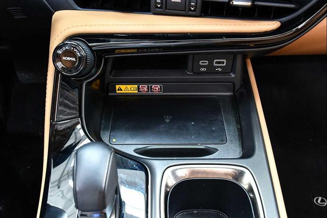 Photo of 2025 Copper Crest Lexus NX 250