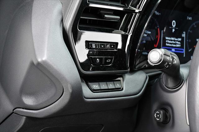 Photo of 2024 Wind Chill Pearl Lexus TX 350