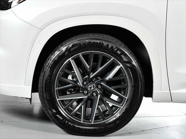 Photo of 2024 Wind Chill Pearl Lexus TX 350