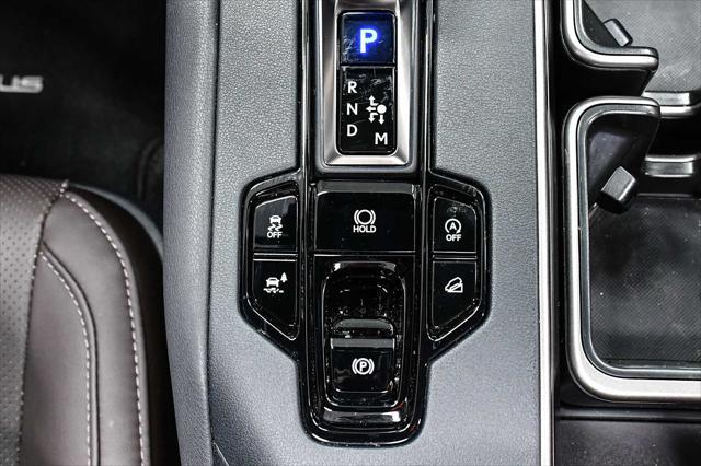 Photo of 2024 Wind Chill Pearl Lexus TX 350