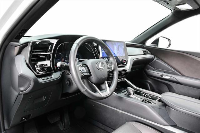 Photo of 2024 Wind Chill Pearl Lexus TX 350