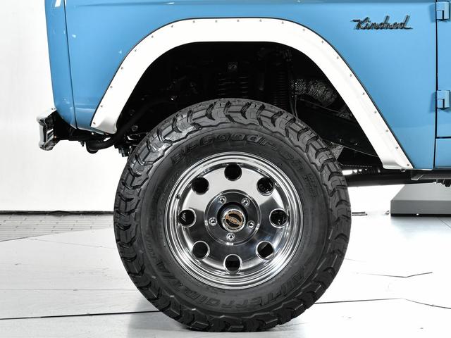 Photo of 1968 Blue Ford Bronco
