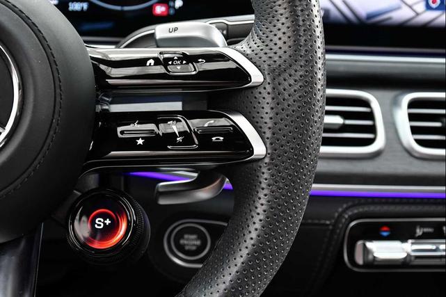 Photo of 2024 Selenite Grey Metallic Mercedes-Benz AMG GLE 53
