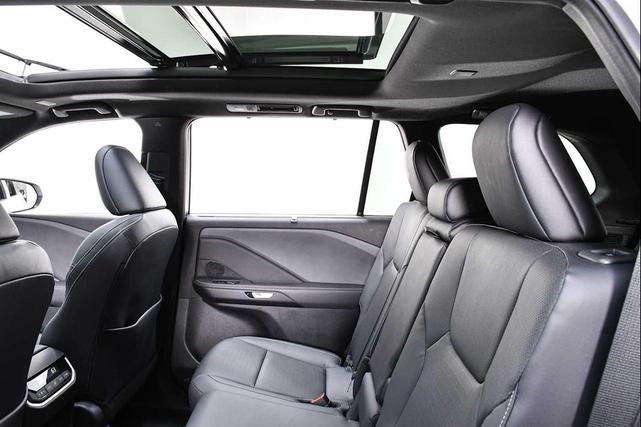Photo of 2024 Wind Chill Pearl Lexus TX 350