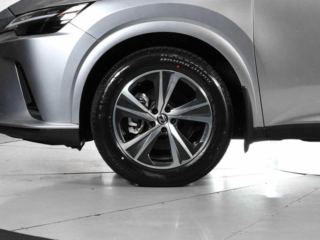 Photo of 2023 Iridium Lexus RX 350